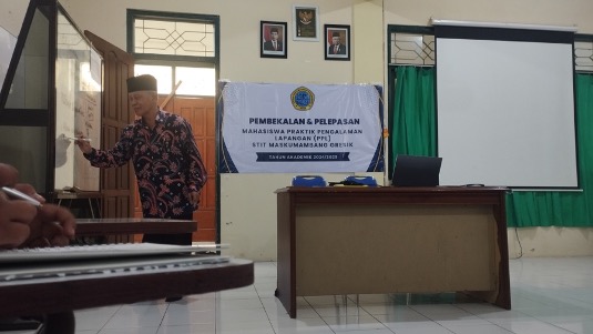 STIT Maskumambang Gresik Gelar Pembekalan PPL dengan Fokus pada Pemanfaatan Media Pembelajaran dan Pengelolaan Kelas