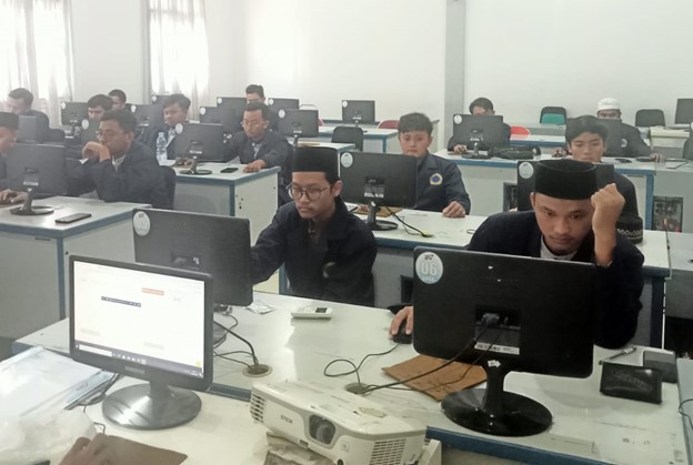 Gandeng Pusat Bahasa UIN Maulana Malik Ibrahim Malang, STIT Maskumambang sukses menyelenggarakan tes TOAFL