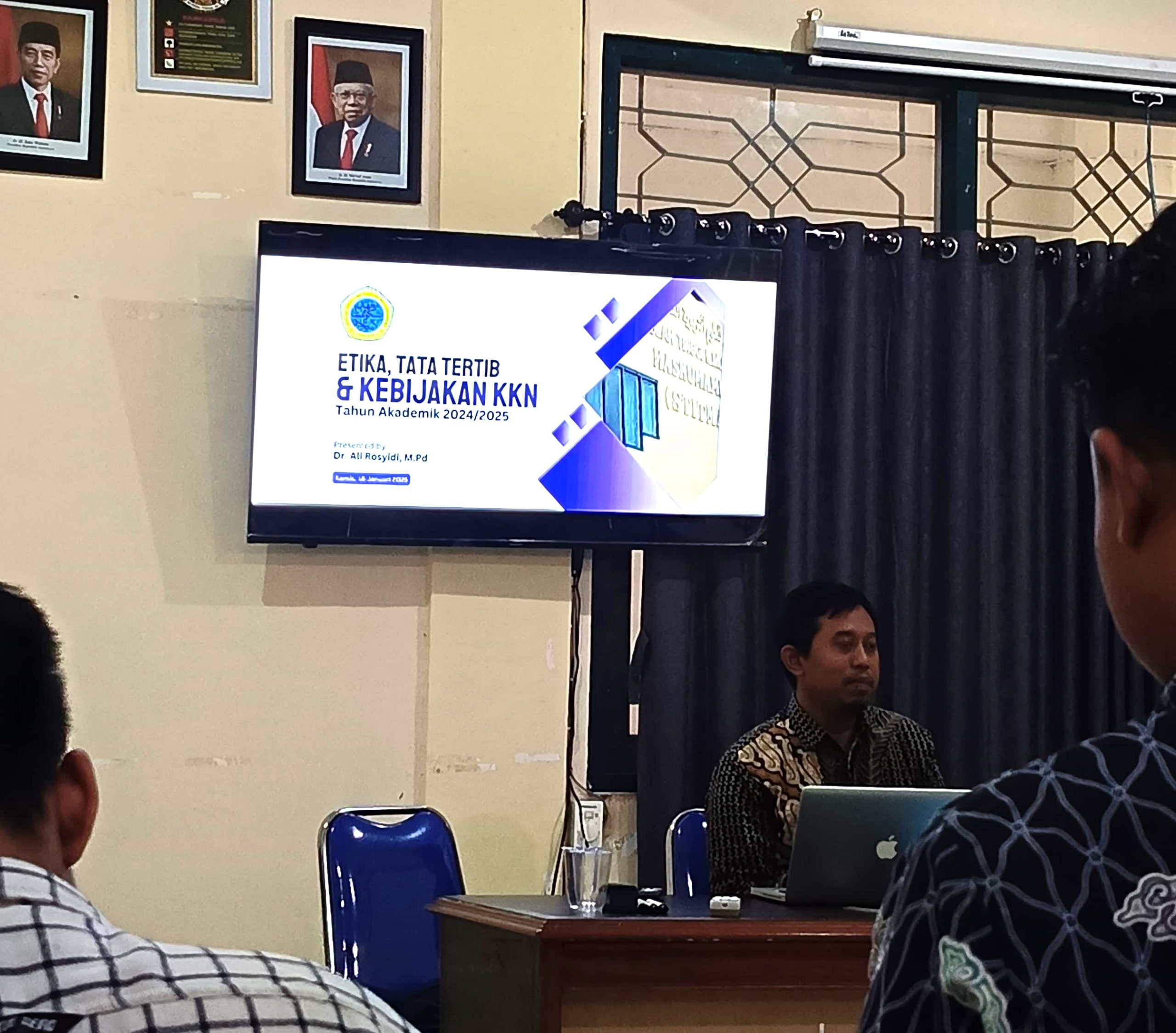 Pembekalan KKN STIT Maskumambang Gresik: Meningkatkan Kompetensi Mahasiswa dalam Pengabdian Masyarakat
